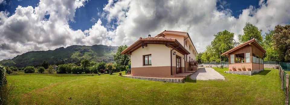 Apartamentos El Pradón de Santa Marina Apartment in Cantabria
