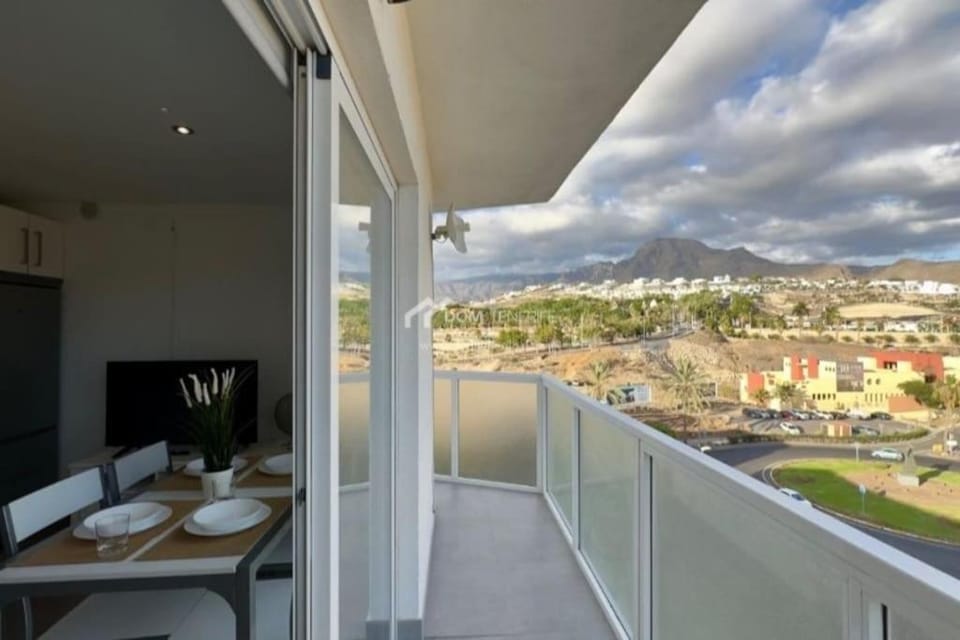 View (from property/room), Balcony/Terrace, Mountain view