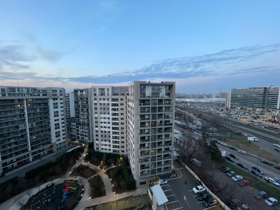 Property building, Neighbourhood, City view, Street view