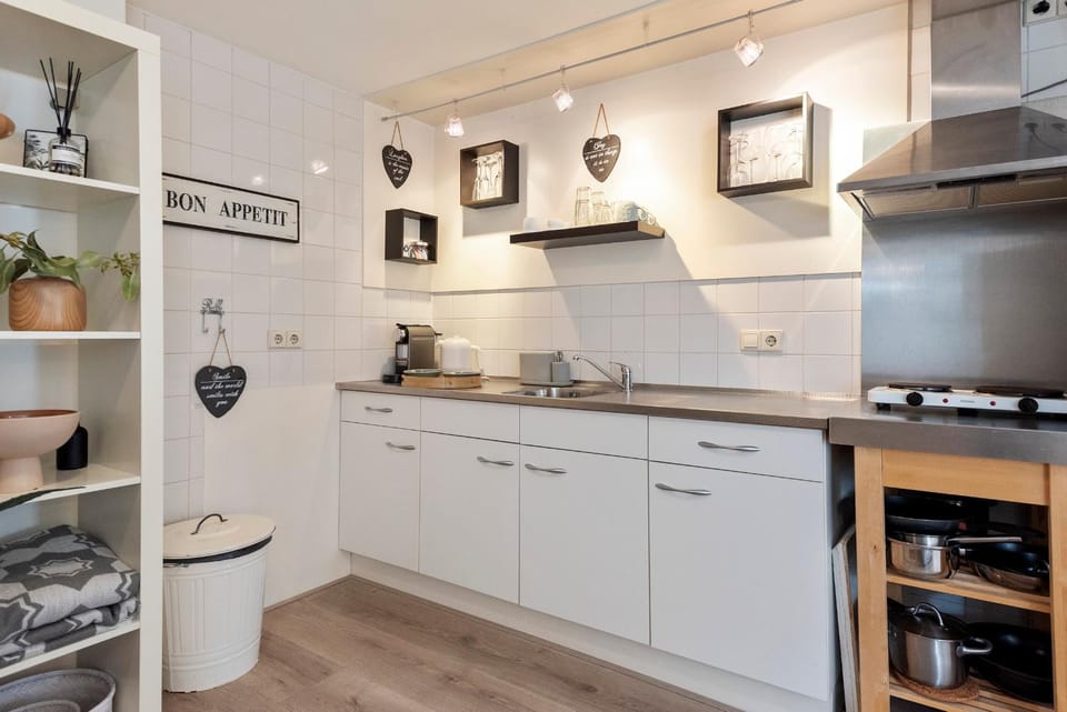 Historical Tiny Home (+Private Sauna) Apartment in Zandvoort