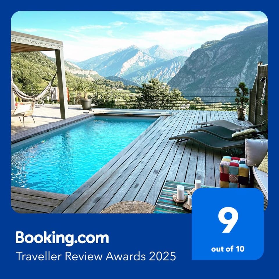 Property logo or sign, Natural landscape, Mountain view, Pool view, Swimming pool, sunbed