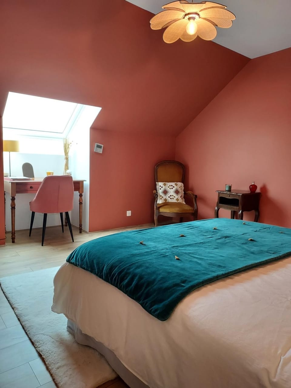 Bed, Decorative detail, Bedroom