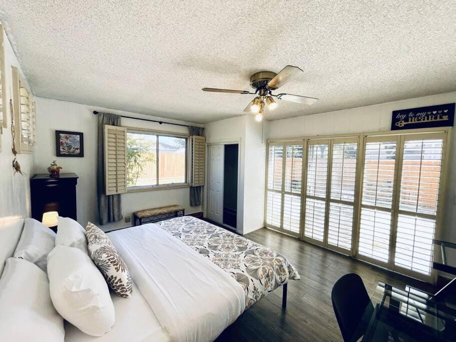 202 Spacious Hayward Entire 4BR SFH House in Hayward