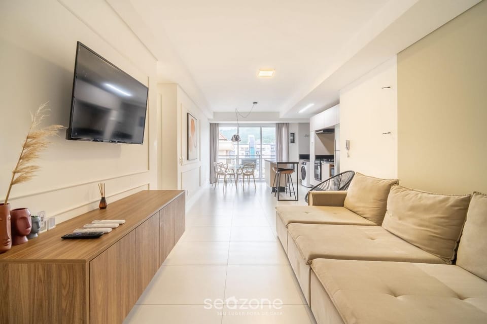 TV and multimedia, Living room, Dining area