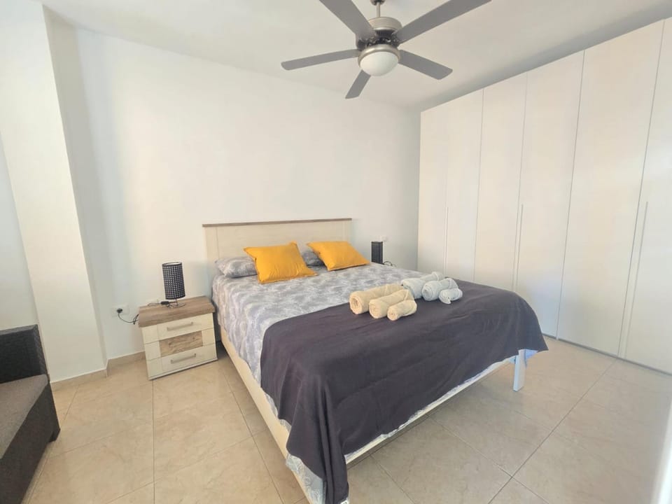 Apartamento céntrico en Candelaria con piscina II Apartment in Canary Islands