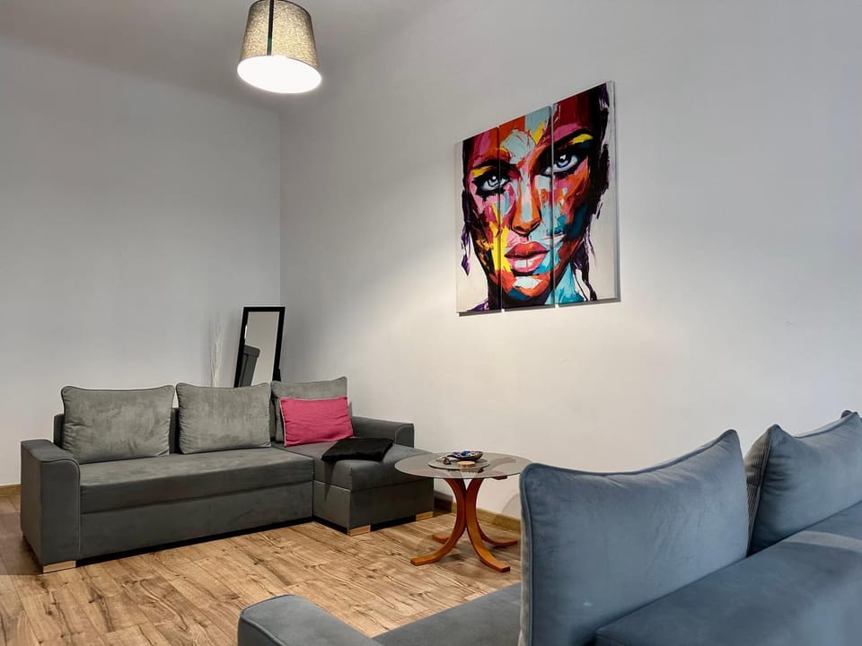 Living room, locker, locker