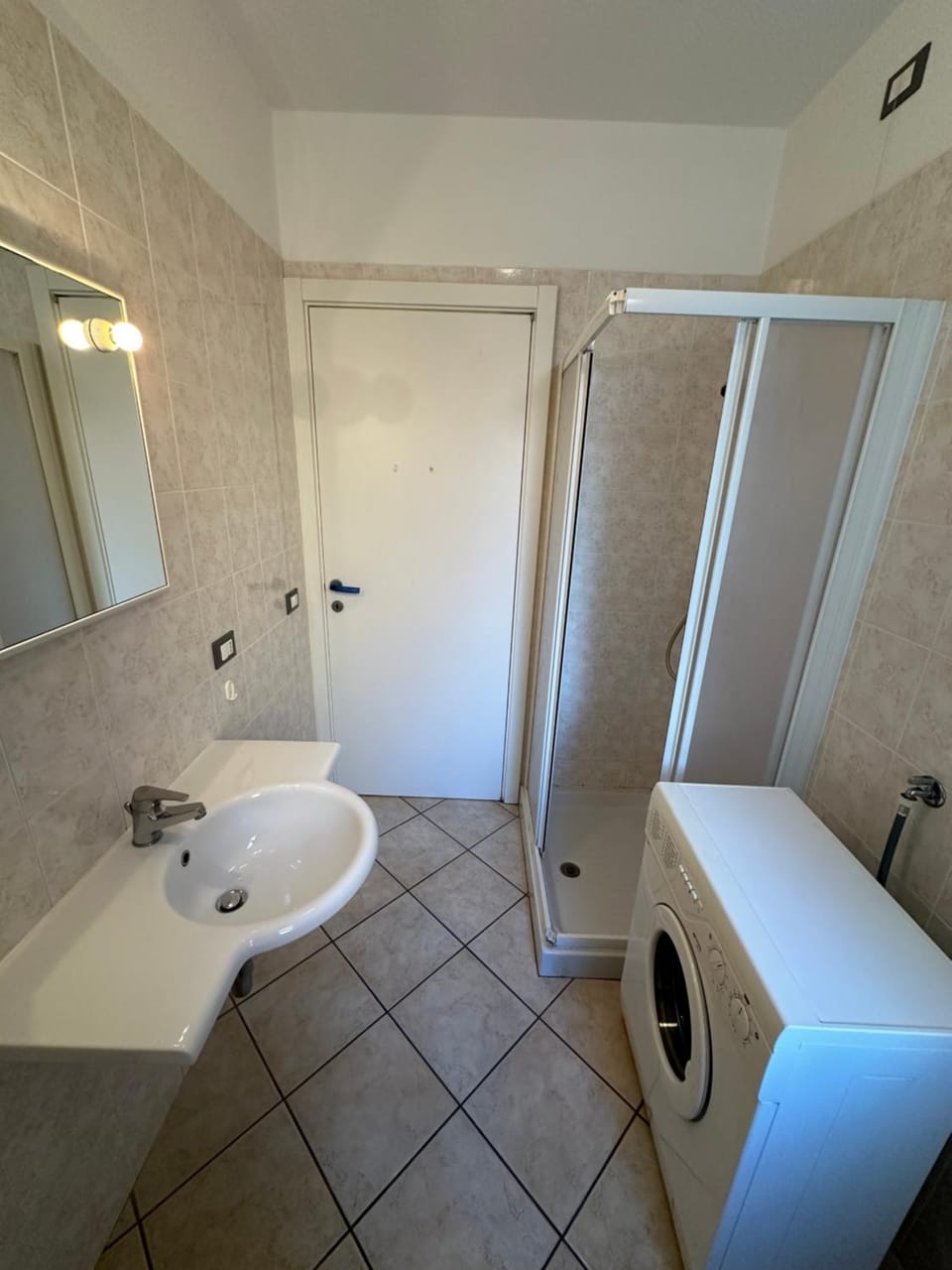Shower, Toilet, Bathroom, bidet, washing machine