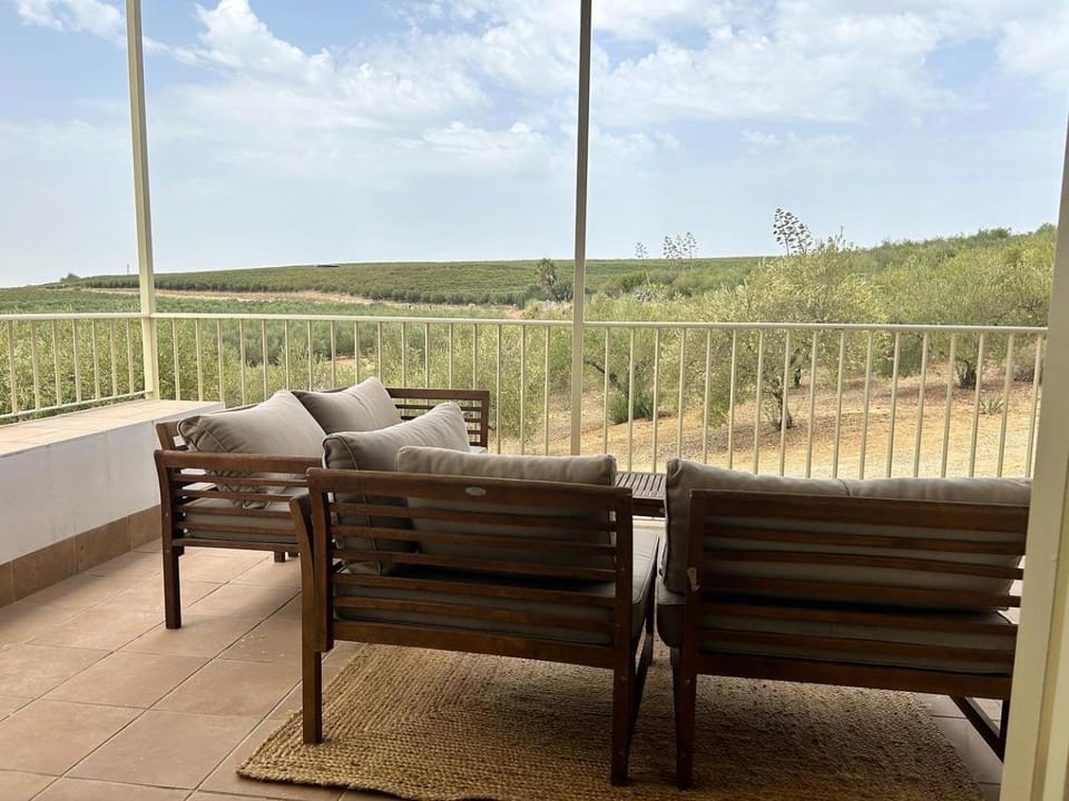 Patio, Day, Natural landscape, View (from property/room), Balcony/Terrace