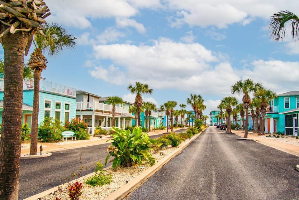 Barefoot Bungalow House in Port Aransas