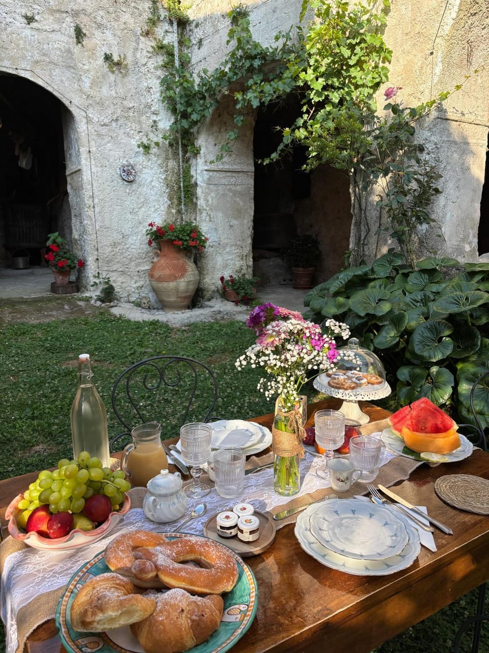 Day, Food and drinks, Food, Garden view, Breakfast, Drinks