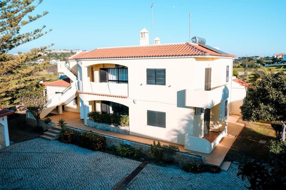 Villa Miracampo - Elegant Secret Villa in Guia