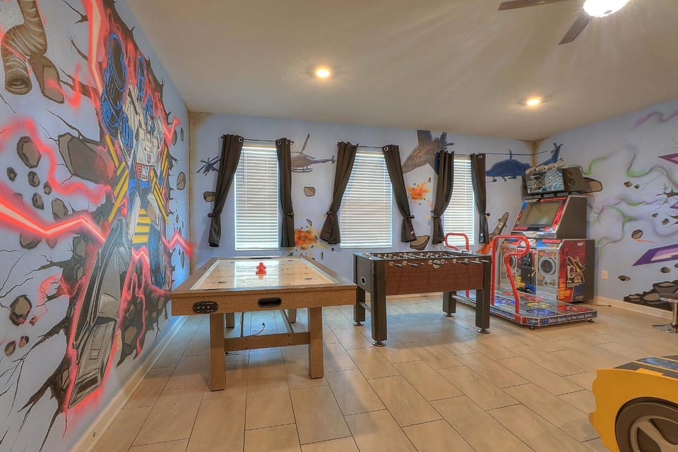 Incredible 10BR Villa -Pool- Spa- Resort-Sleeps 28 Villa in Kissimmee