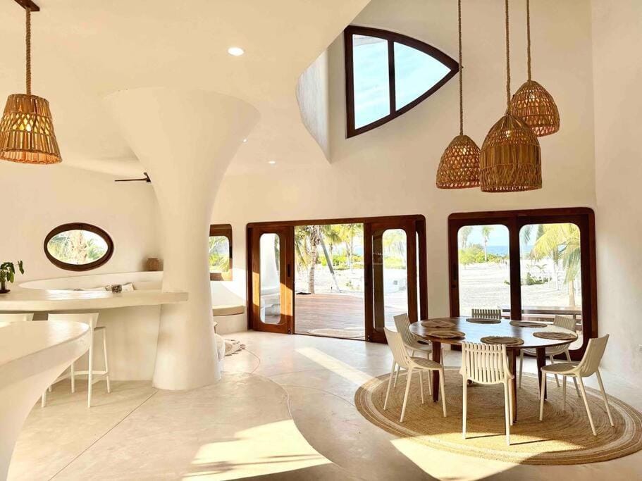 Unique Beachfront Casa Kyma, Pool, San Crisanto, Yucatan Villa in State of Quintana Roo