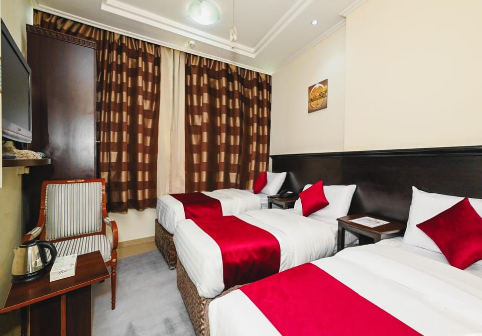 Bed, TV and multimedia, Bedroom, air conditioner