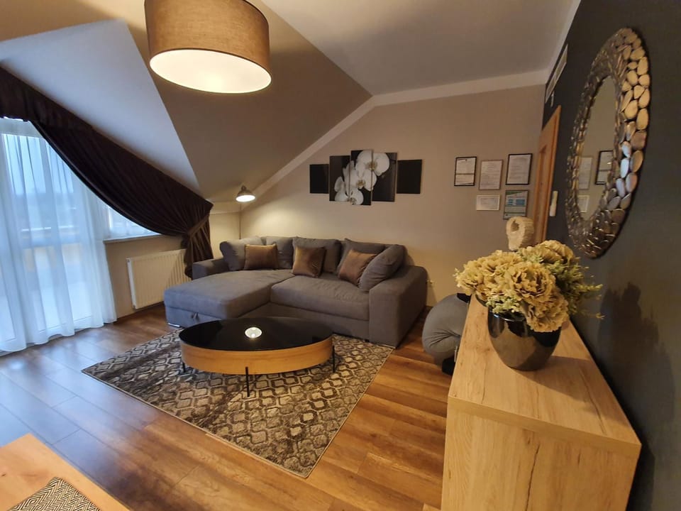 Birdland Panorama Apartman Apartment in Hungary