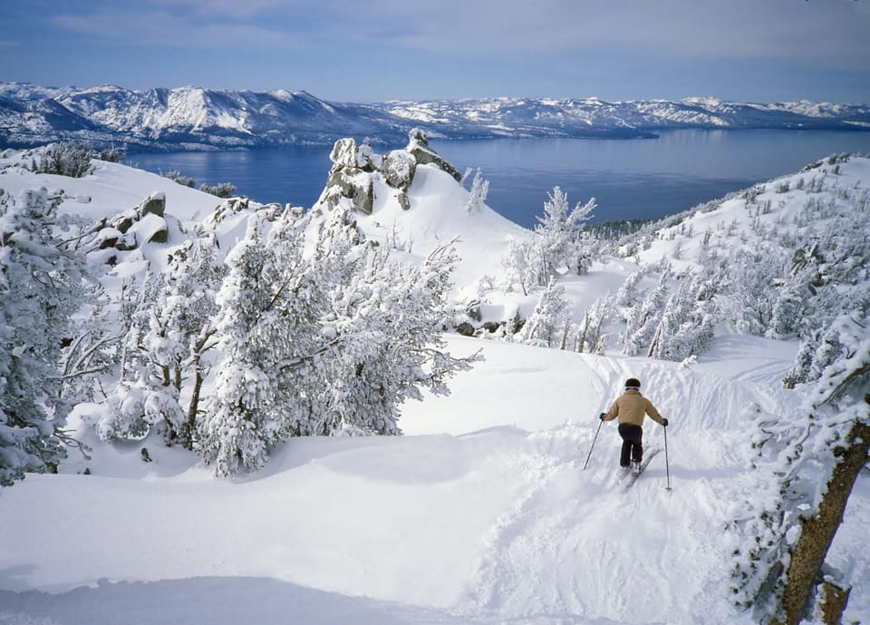 Lakeland Village #619 Lovely Family Lakefront House in South Lake Tahoe