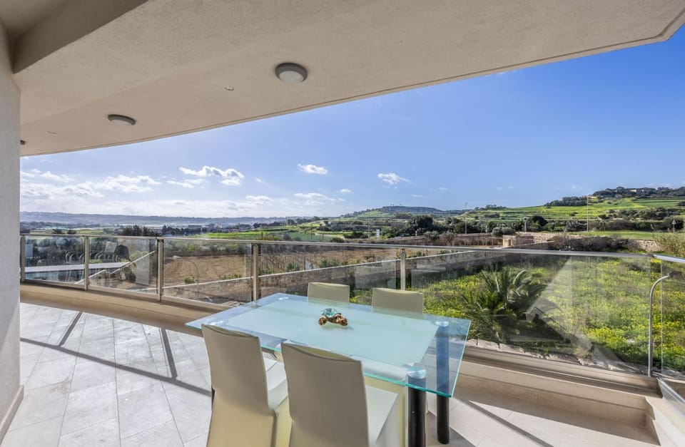 Patio, View (from property/room), Balcony/Terrace, Mountain view