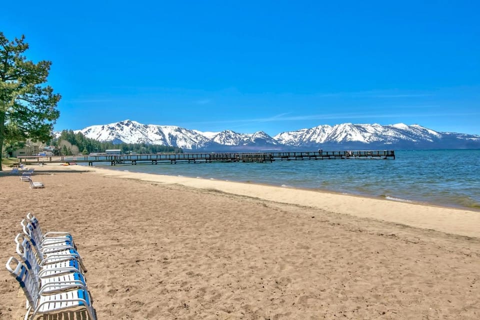 Lakeland Village #412 - 4 BR plus Loft House in South Lake Tahoe
