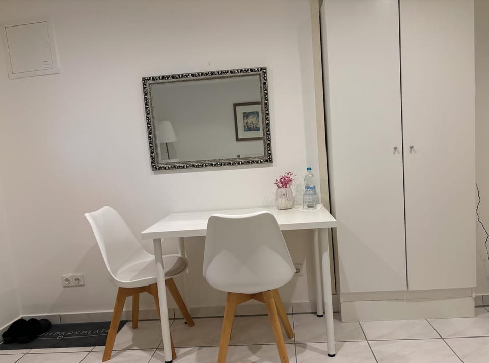 Business facilities, Dining area
