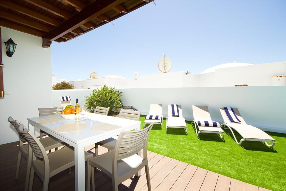 Villa El Golfo - By AZ Rentals Villa in Puerto del Carmen