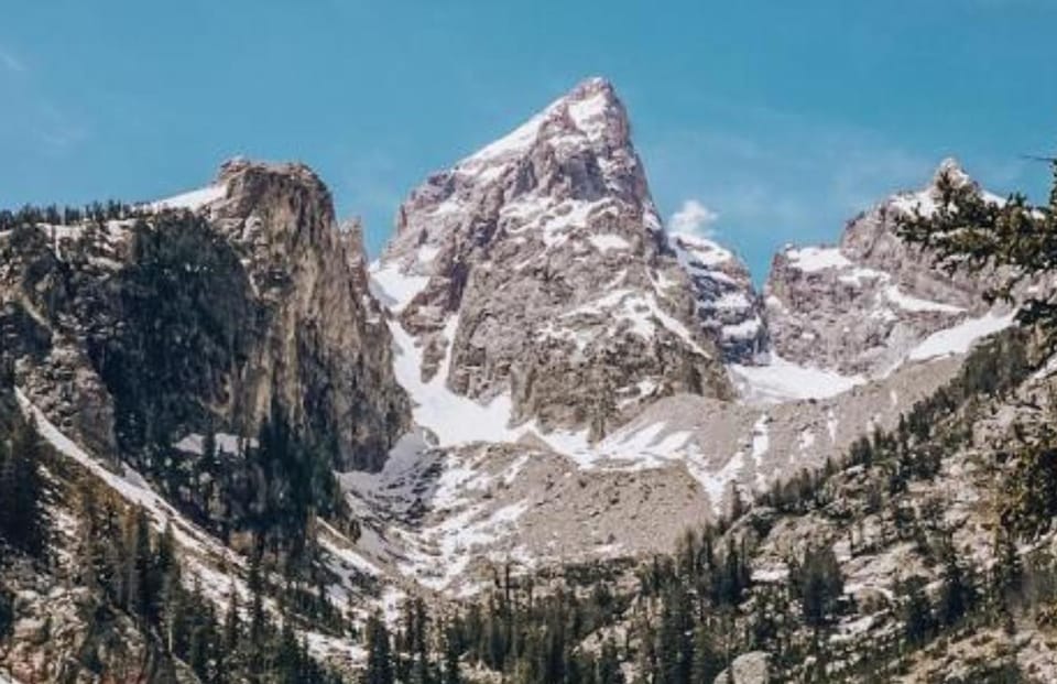 Nearby landmark, Natural landscape