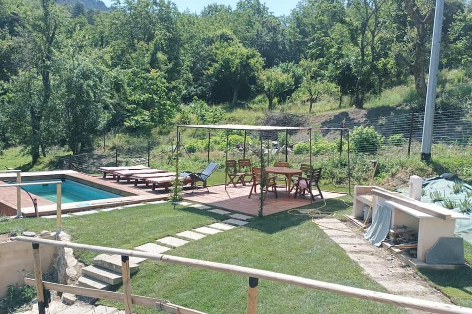 Garden, Swimming pool, sunbed