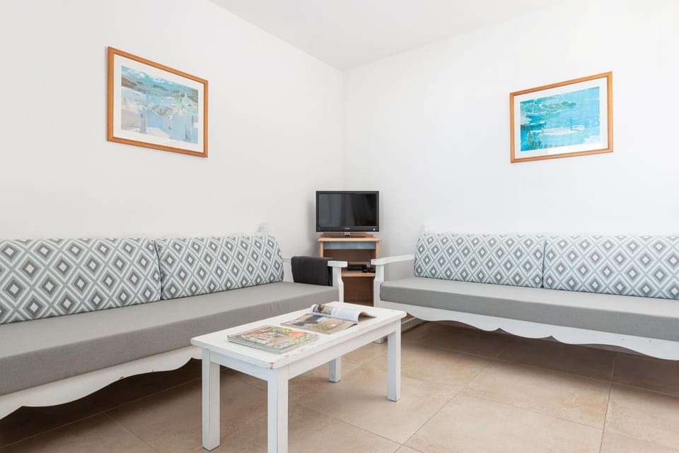 Apartamentos Ferrera Pins Apartment in Cala Ferrera