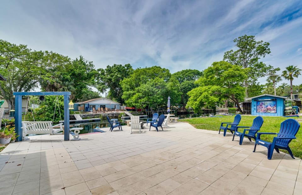 Waterfront Weeki Wachee Home w/ Fire Pit! House in Spring Hill