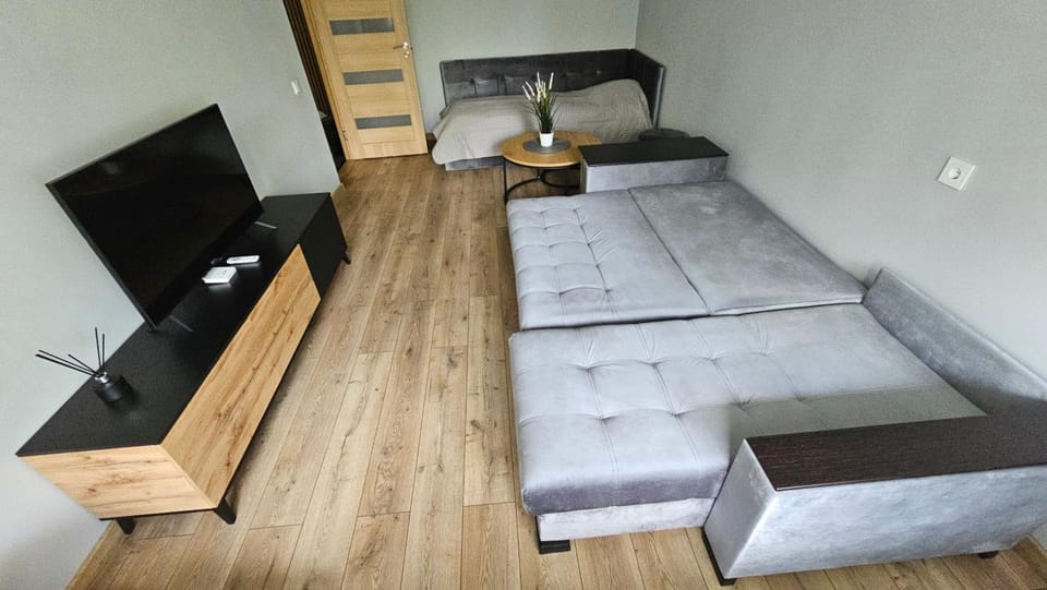 Communal lounge/ TV room, TV and multimedia, Living room, Seating area