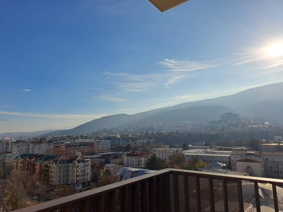 Day, Natural landscape, City view, Mountain view