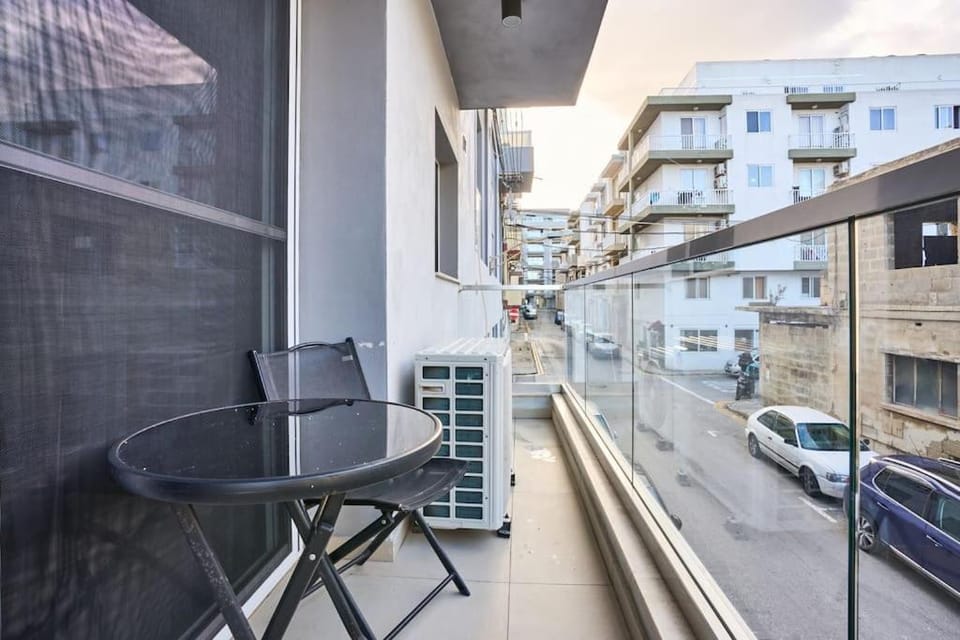 Fairways Modern Apartment - Perfect for families Apartment in Malta