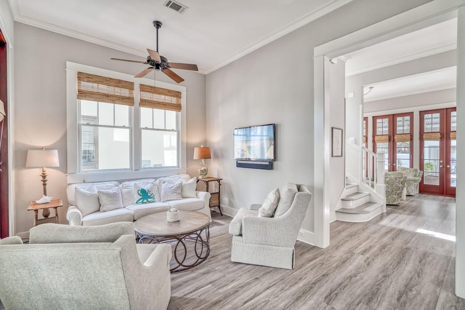 Patio, TV and multimedia, Living room, pet friendly