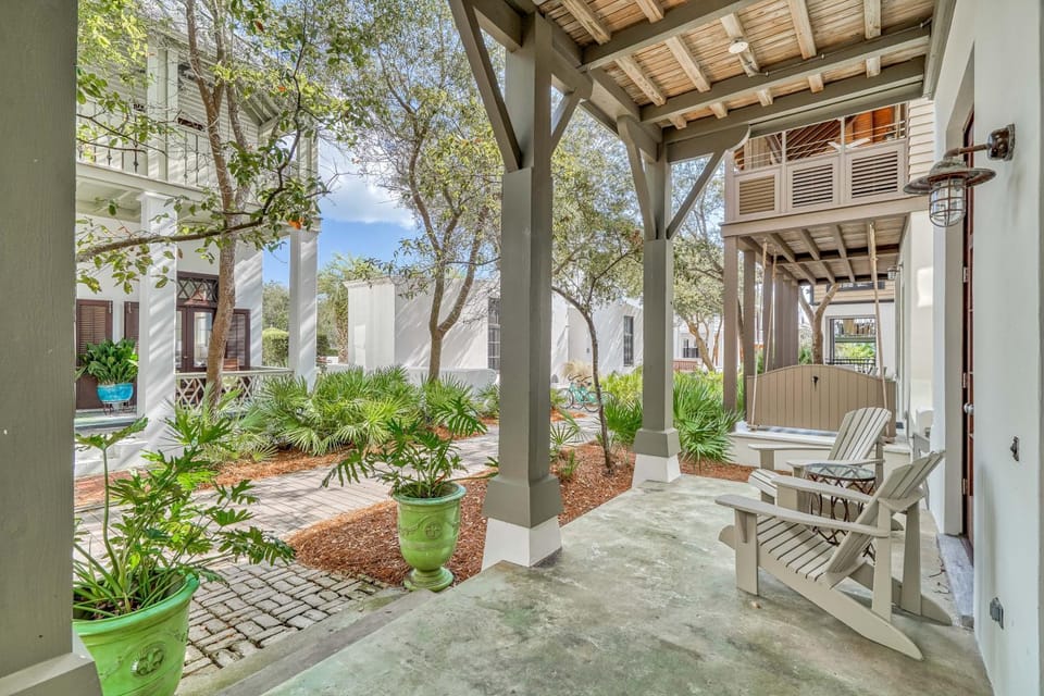 Patio, Seating area