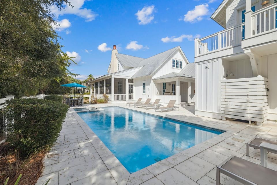 Patio, Swimming pool