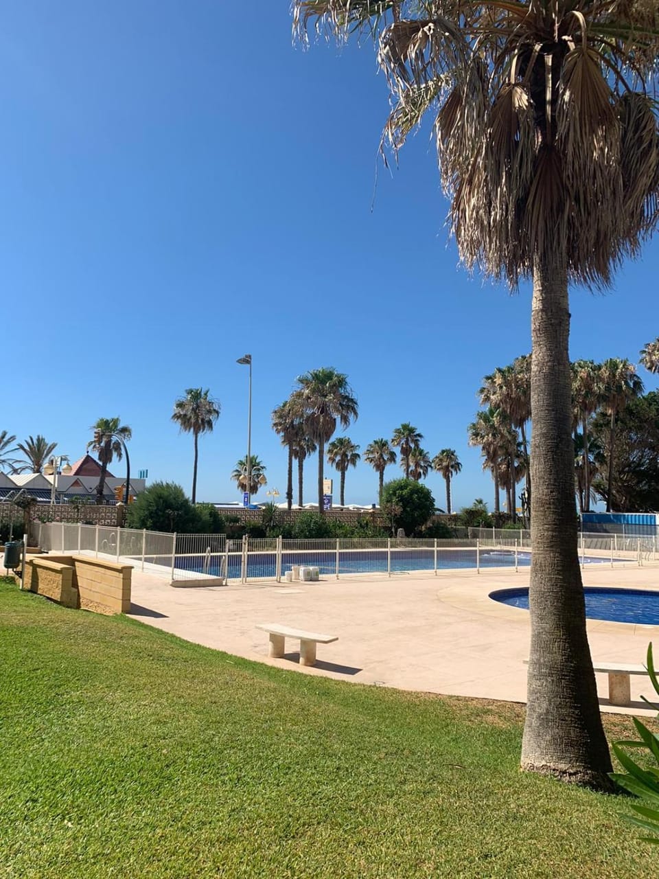 Off site, Day, Garden, Beach, Swimming pool
