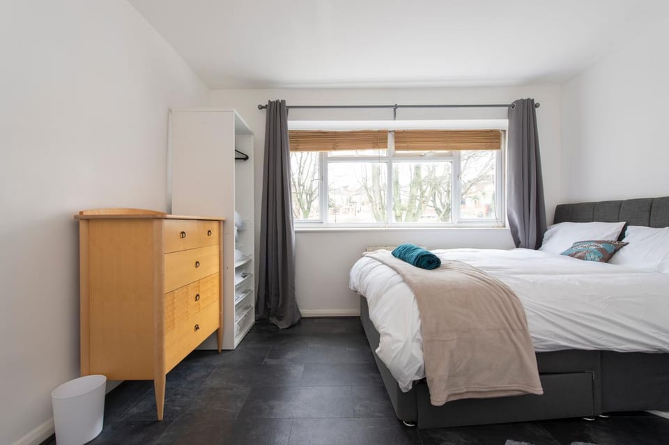 Bed, Photo of the whole room, Bedroom, towels, wardrobe