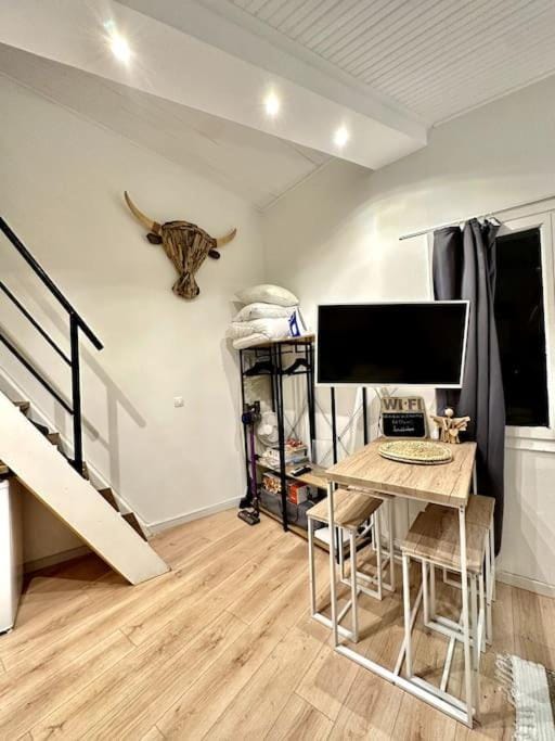 La Tanière du Bois Flotté Apartment in Nice