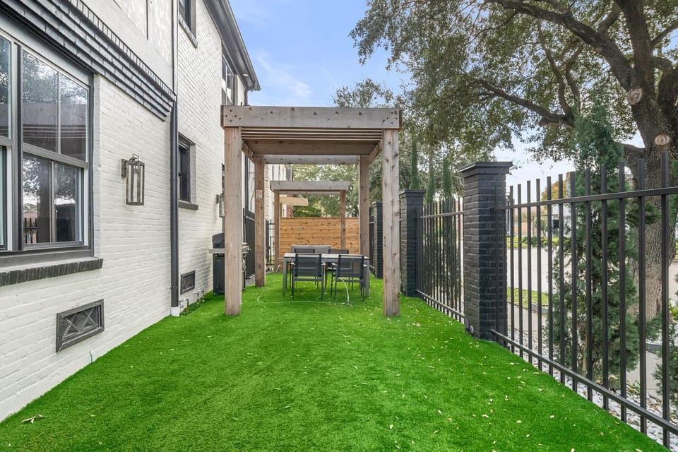 Property building, Patio