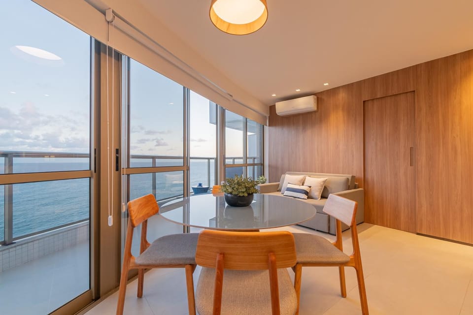 Balcony/Terrace, Living room, Dining area, Sea view, air conditioner