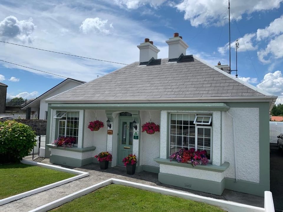 Oak Lodge Bed and Breakfast in Co. Tipperary, Ireland