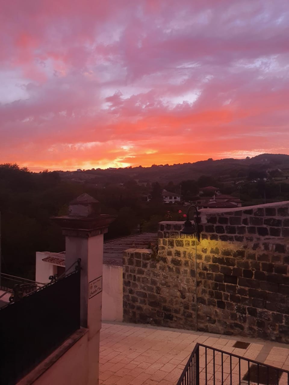 Natural landscape, View (from property/room), Balcony/Terrace, Mountain view, Sunset