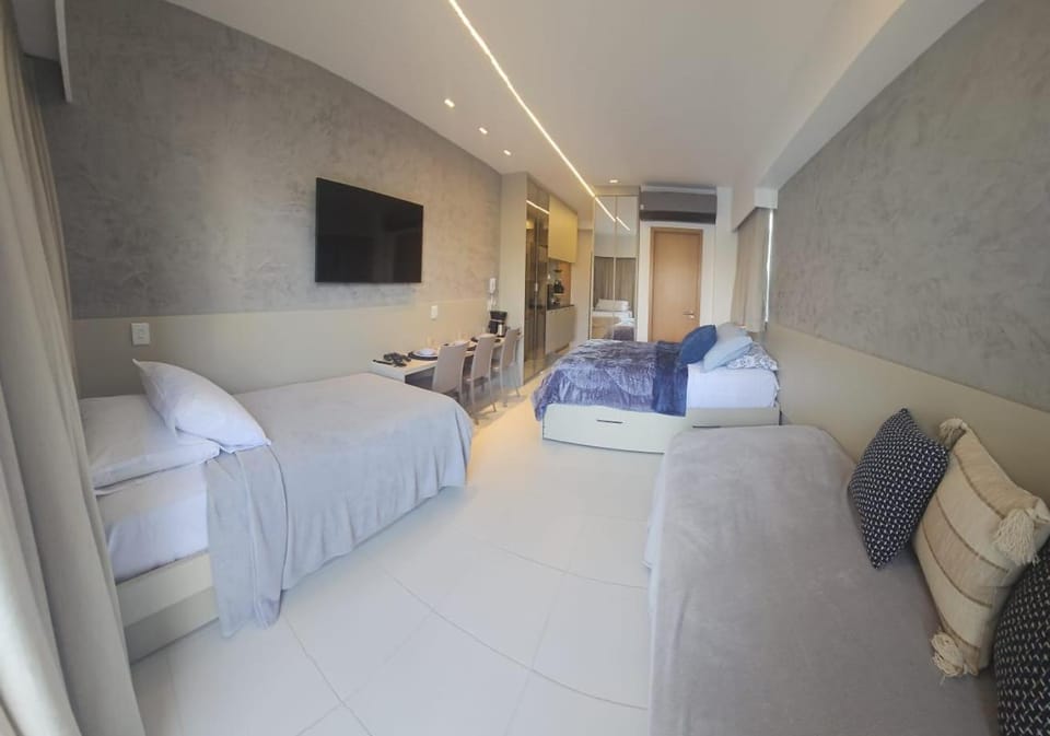 Bed, TV and multimedia, air conditioner