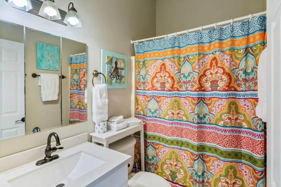 Dolphin View Duplex Side B - Beachfront Heated Pool -Gulf Shores Alabama - Near The Hangout House in West Beach