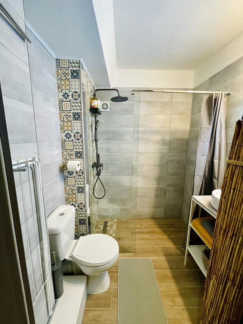Shower, Bathroom, towels