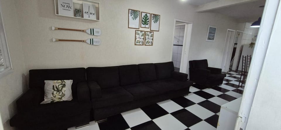 CASA 50 metros DA PRAIA Matinhos House in State of Paraná