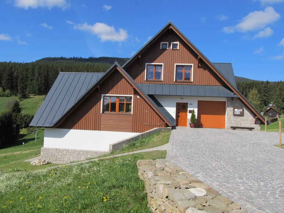 Facade/entrance, Summer