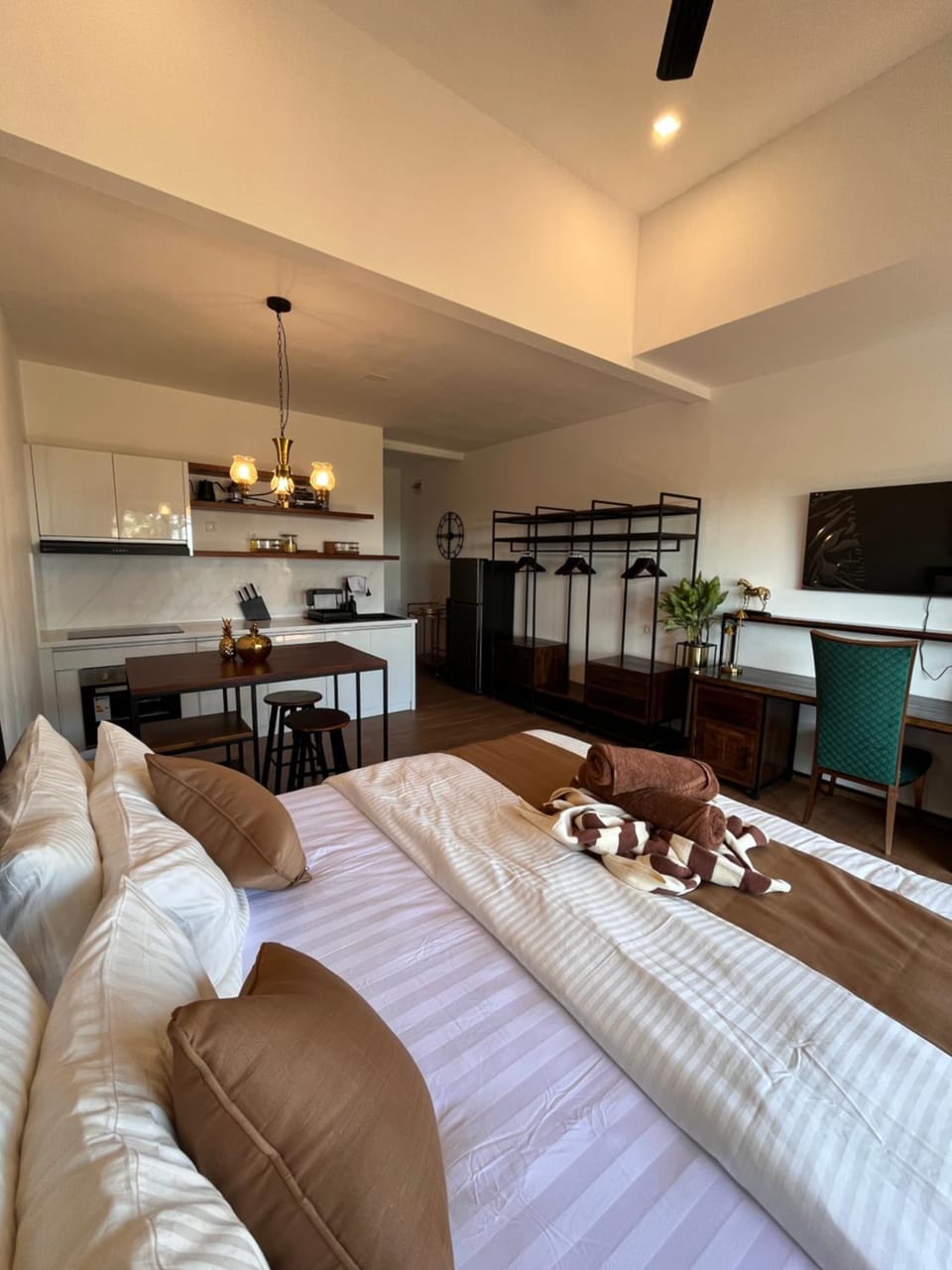 Luxury Apartment at Lipah Beach Apartment in Abang