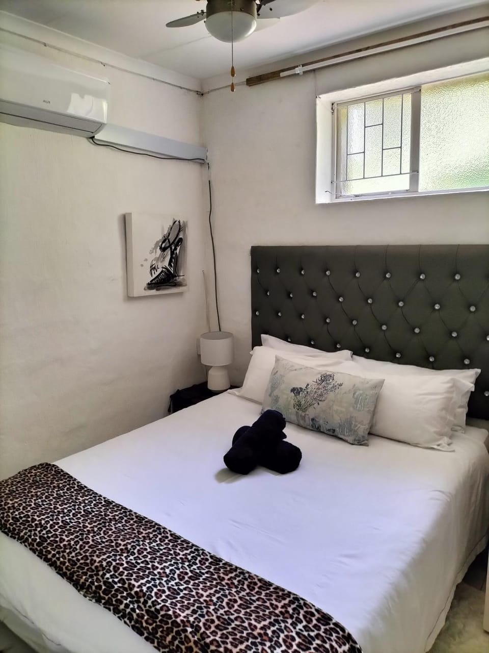 Ocean Walk Fishermans Apartment in KwaZulu-Natal