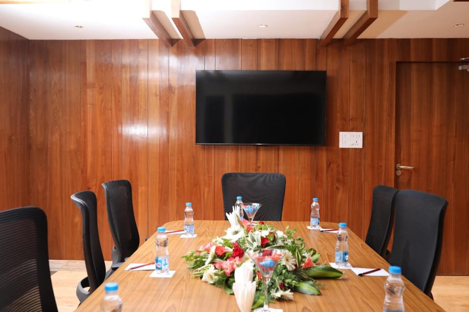 Meeting/conference room