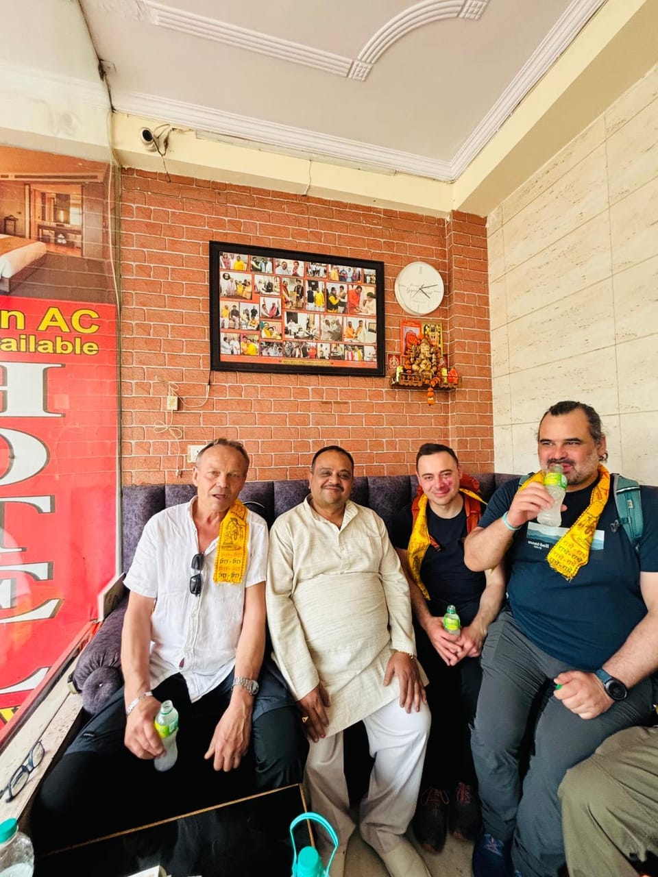 Hotel Agarwal Palace & Restaurant Walkable Distance From Agra Cantt Railway Station 150 meters Hotel in Agra